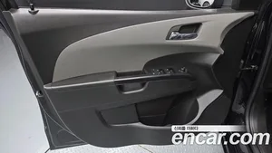 Chevrolet Aveo, 2017 — миниатюра 14