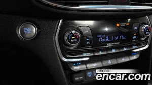 Hyundai Santa Fe, 2018 — миниатюра 29