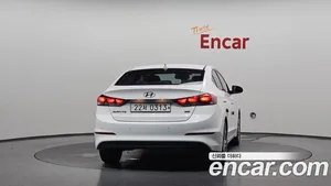 Hyundai Avante, 2017 — миниатюра 4