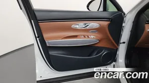 Genesis GV70, 2023 — миниатюра 14