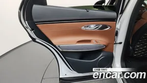 Genesis GV70, 2023 — миниатюра 15