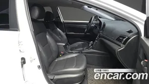 Hyundai Avante, 2017 — миниатюра 11
