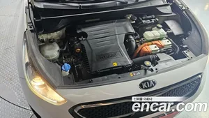 Kia Niro, 2018 — миниатюра 6