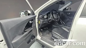 Kia Niro, 2018 — миниатюра 13
