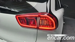 Kia Niro, 2018 — миниатюра 9