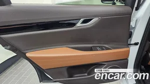Genesis G80, 2023 — миниатюра 15