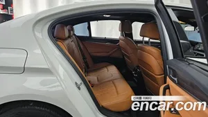 BMW 5-Series, 2017 — миниатюра 12