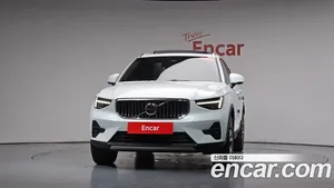 Volvo XC40, 2025 — миниатюра 2
