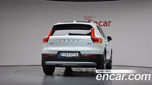 Volvo XC40, 2025 — миниатюра 3