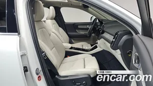 Volvo XC40, 2025 — миниатюра 15