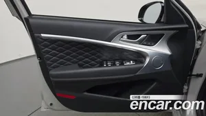 Genesis G70, 2024 — миниатюра 13