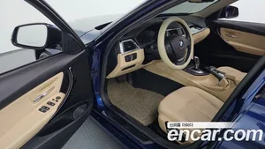 BMW 3-Series, 2018 — миниатюра 13