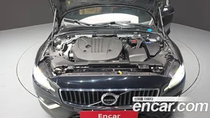 Volvo S60, 2022 — миниатюра 6