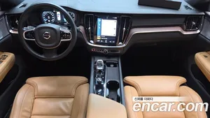 Volvo S60, 2022 — миниатюра 10