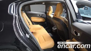 Volvo S60, 2022 — миниатюра 17