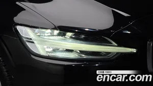 Volvo S60, 2022 — миниатюра 8