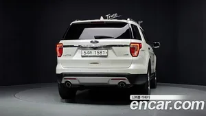 Ford Explorer, 2017 — миниатюра 4