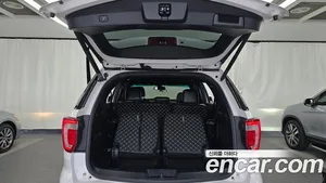 Ford Explorer, 2017 — миниатюра 20