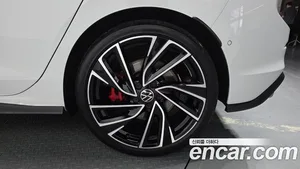 Volkswagen Golf, 2024 — миниатюра 7