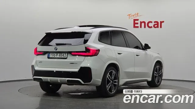 BMW X1, 2023 — фото автомобиля из Кореи