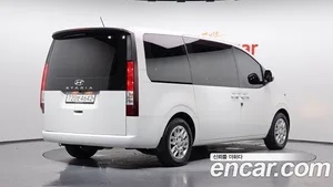 Hyundai Staria, 2024 — миниатюра 1