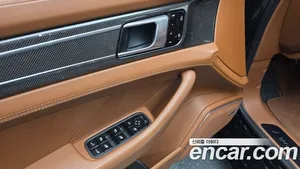 Porsche Panamera, 2020 — миниатюра 15