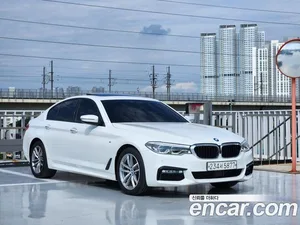 BMW 5-Series, 2017 — миниатюра 1