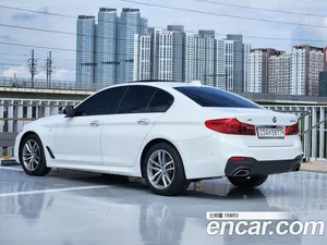 BMW 5-Series, 2017 — миниатюра 5