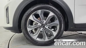 Kia Stonic, 2017 — миниатюра 5