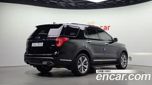 Ford Explorer, 2018 — миниатюра 2