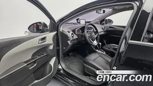 Chevrolet Aveo, 2016 — миниатюра 13