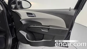 Chevrolet Aveo, 2016 — миниатюра 15