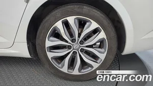 Renault SM6, 2016 — миниатюра 7