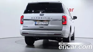 Ford Expedition, 2023 — миниатюра 4