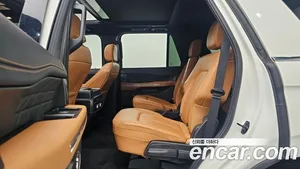 Ford Expedition, 2023 — миниатюра 18