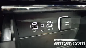 Jeep Cherokee, 2023 — миниатюра 18
