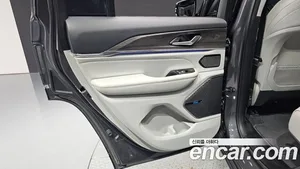 Jeep Cherokee, 2023 — миниатюра 15