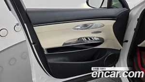 Genesis GV70, 2021 — миниатюра 13