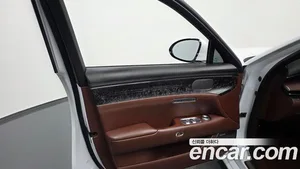 Genesis G90, 2022 — миниатюра 14