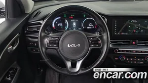 Kia Niro, 2022 — миниатюра 19