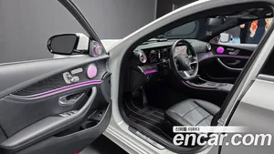 Mercedes-Benz E-Class, 2023 — миниатюра 13
