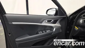 Genesis G70, 2018 — миниатюра 14