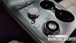 Genesis GV70, 2024 — миниатюра 12