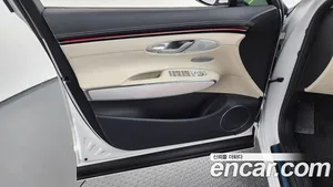 Genesis GV70, 2024 — миниатюра 14