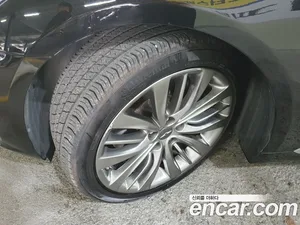 Genesis G80, 2017 — миниатюра 13