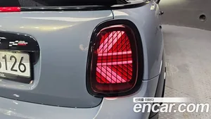 Mini Cooper Convertible, 2026 — миниатюра 9