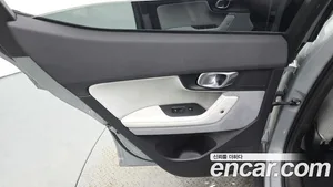 Polestar Polestar 2, 2025 — миниатюра 15