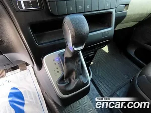 Hyundai Staria, 2023 — миниатюра 10
