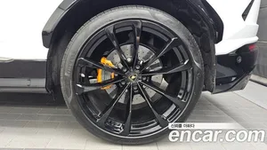 Lamborghini Urus, 2020 — миниатюра 7
