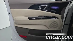 Kia Carnival, 2023 — миниатюра 14